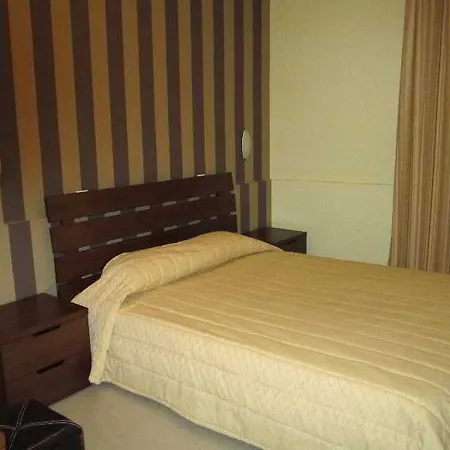 Soho 3*